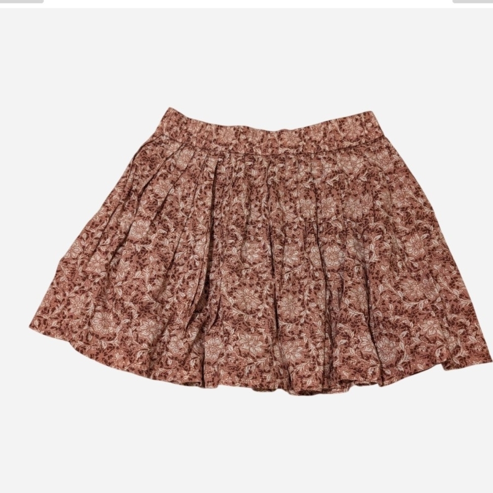 PRE-OWNED American Eagle Outfitters Rust Floral Tiered Mini Skirt